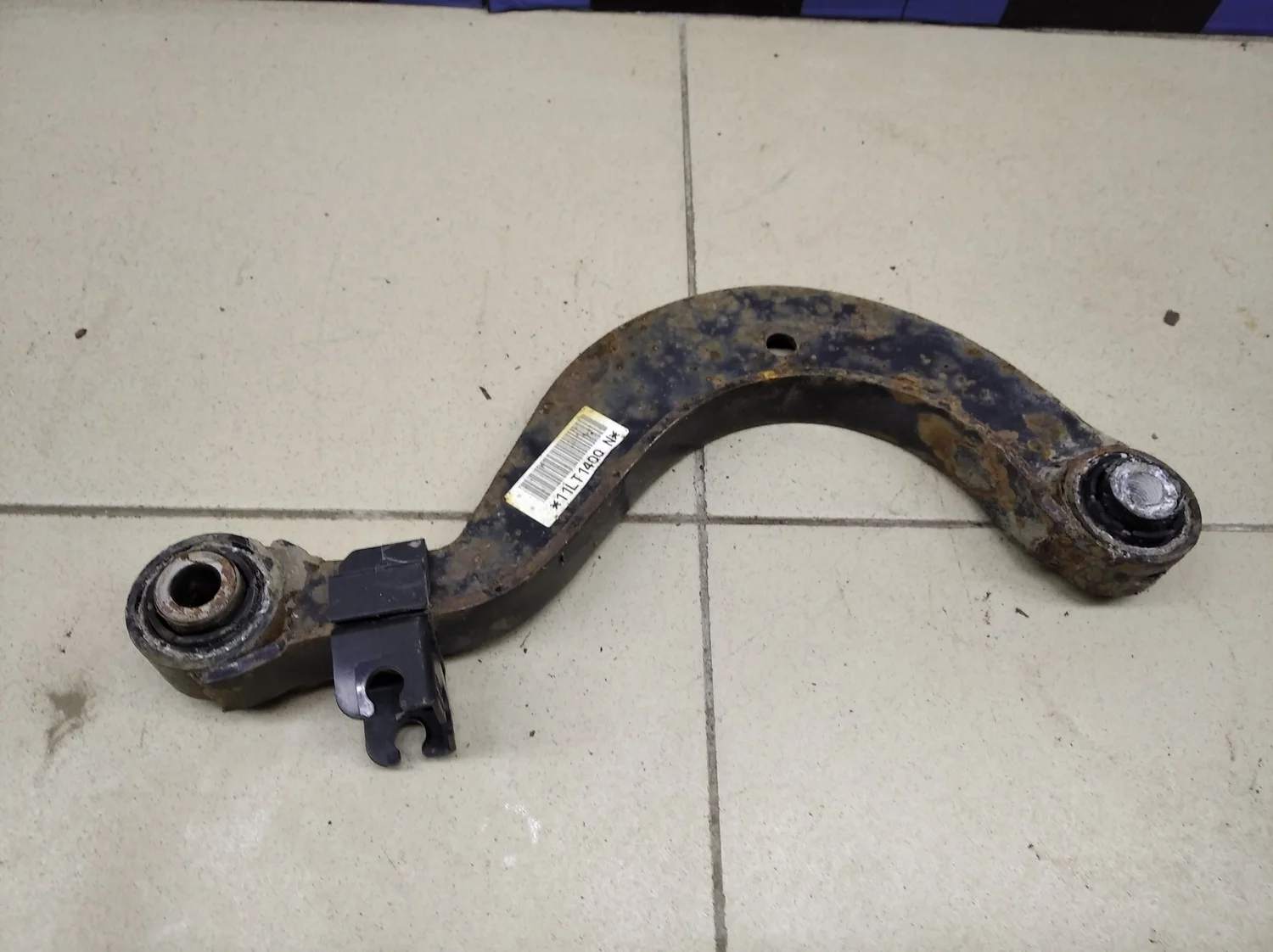 Рычаг задний верхний Passat [B6] 2005-2010