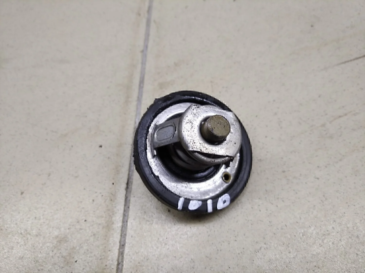 Термостат Fiesta 1995-2000