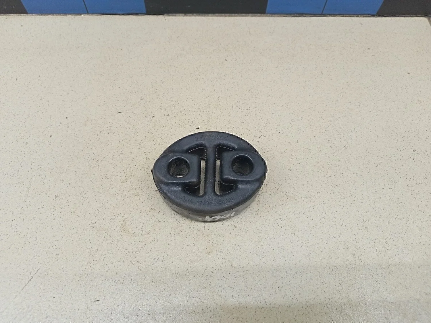 Резинка подвеса глушителя Camry XV40 2006-2011