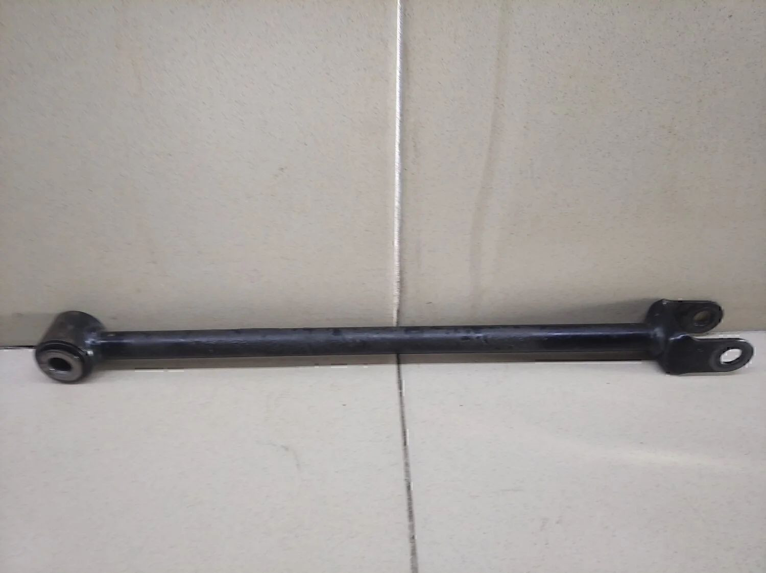 Тяга задняя поперечная Duster 2012>