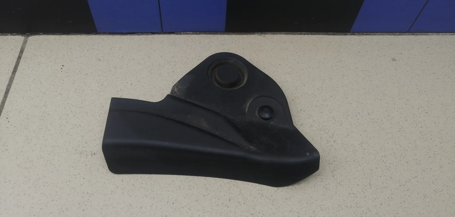 Накладка двери багажника RAV 4 2013-2019