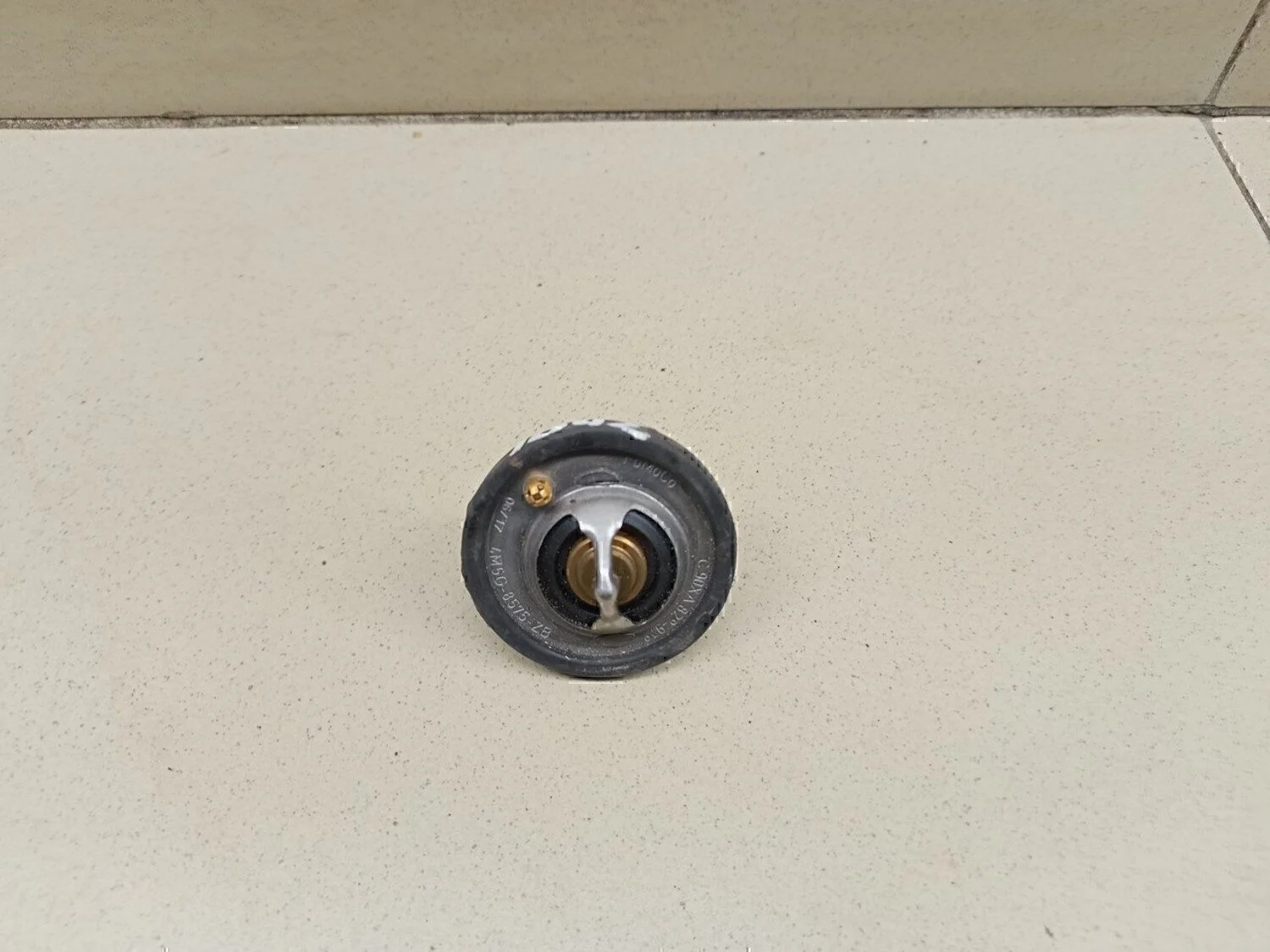 Термостат Fiesta 1995-2000