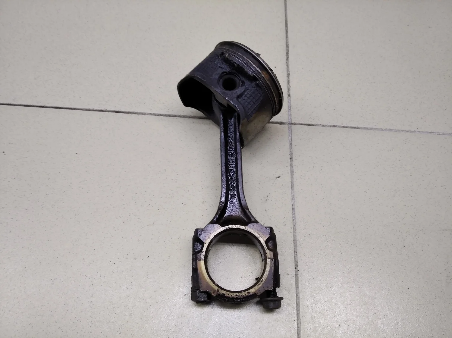 Поршень с шатуном Almera N16 2000-2006