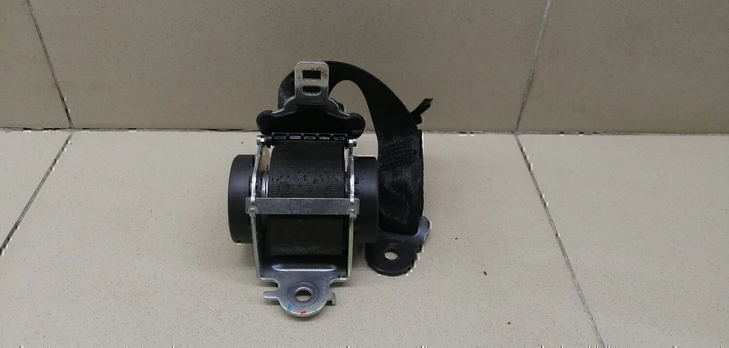 Ремень безопасности Duster 2012>