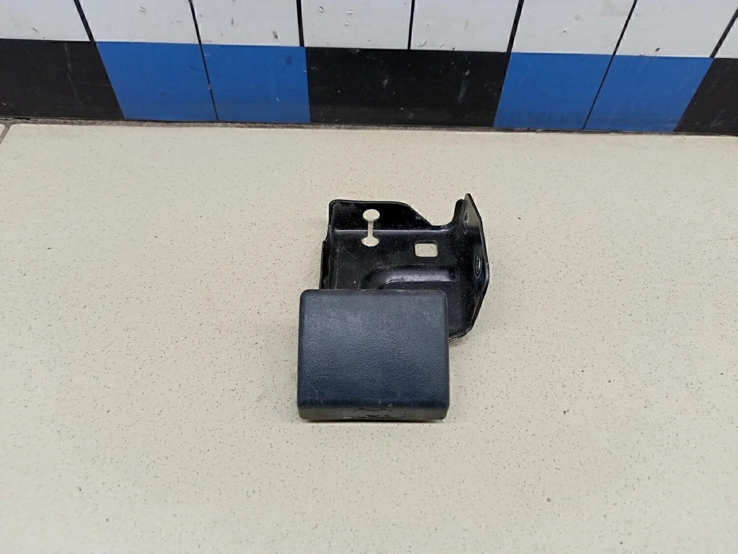 Ручка открывания капота Almera Classic (B10) 2006-2013