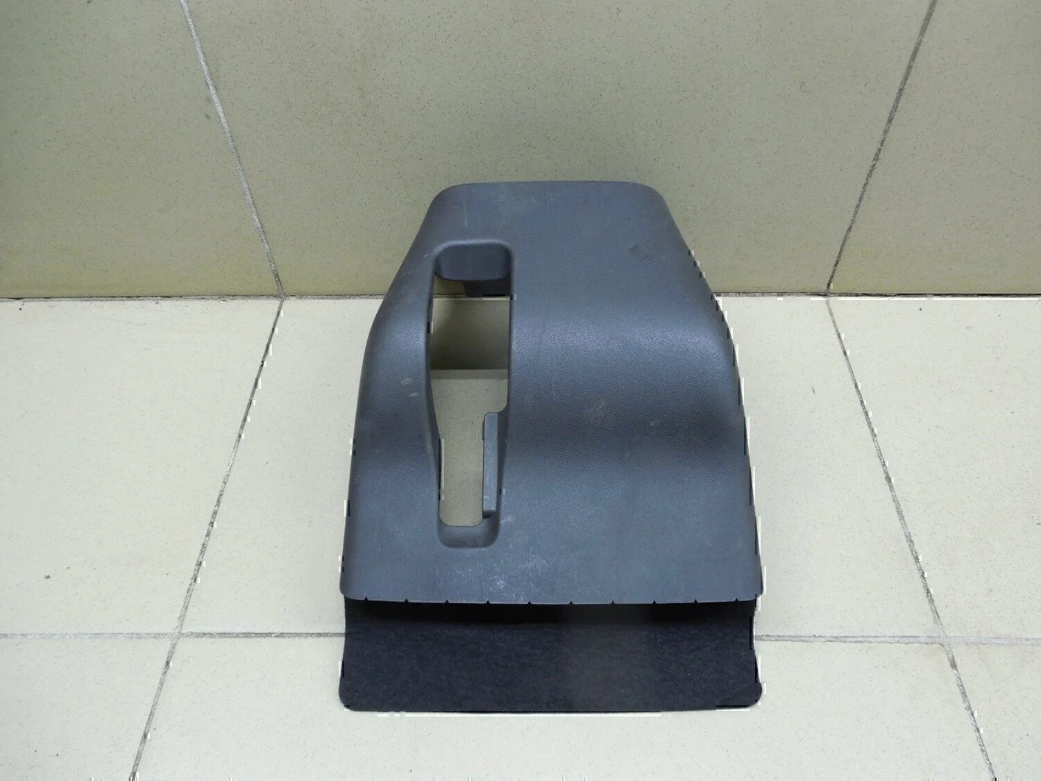 Кожух рулевой колонки нижний Corolla E15 2006-2013