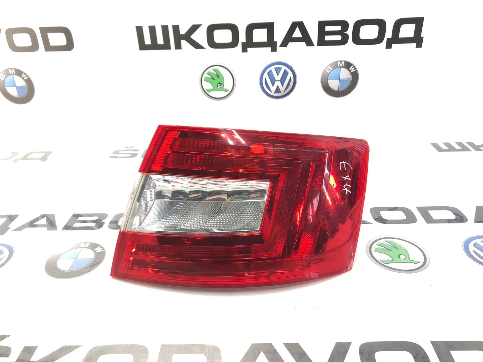 Фонарь Skoda Octavia 2015 5E5945112 A7 (5E) 2.0 CRMB, задний правый
