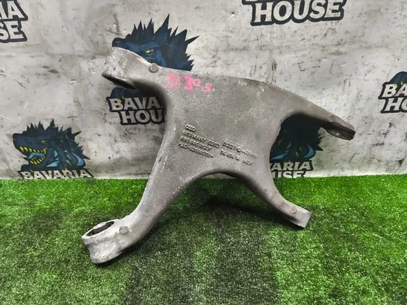 Рычаг задний Audi Q5 2011 8R0505312F 8R CDN, правый