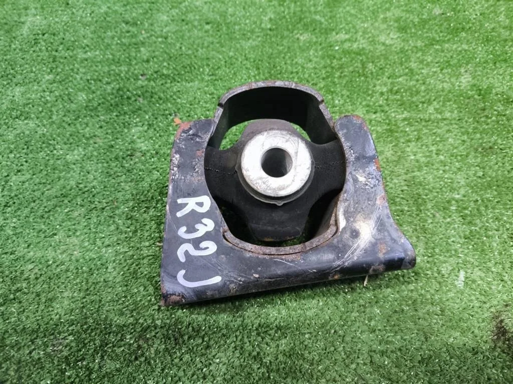 Б.у. опора двигателя TOYOTA RAV4 ACA30 TOYOTA RAV4 ACA30