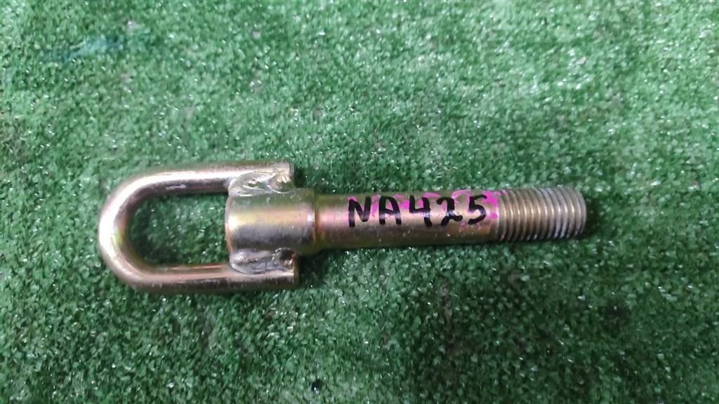 Б.у. крюк буксировочный MITSUBISHI GRANDIS NA4W MITSUBISHI GRANDIS NA4W