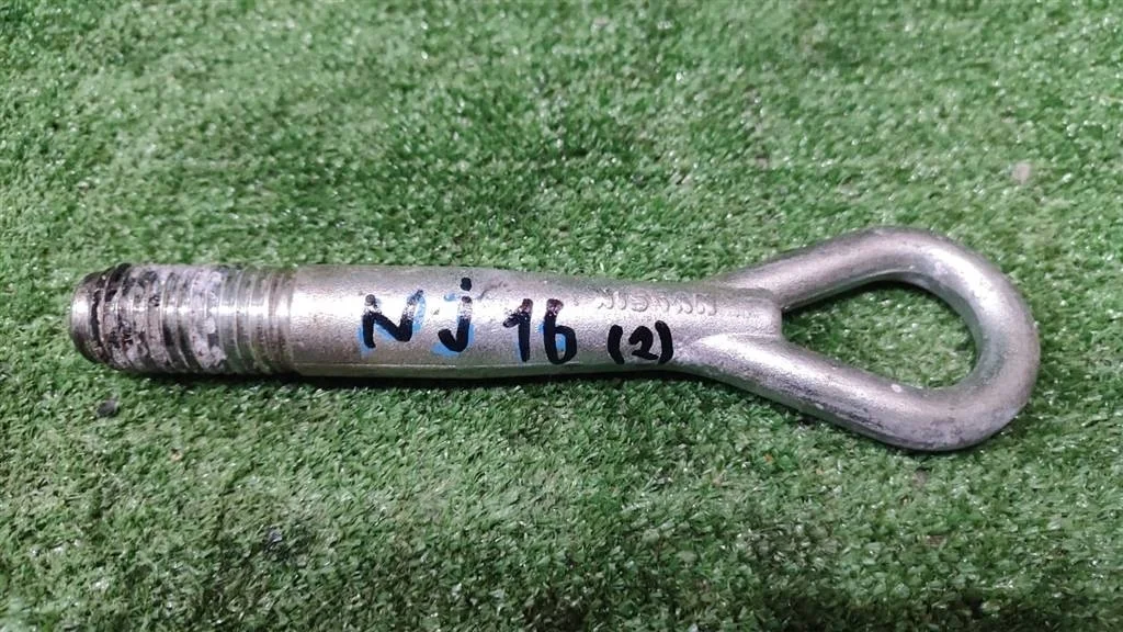 Б.у. крюк буксировочный NISSAN QASHQAI J10 NISSAN QASHQAI J10