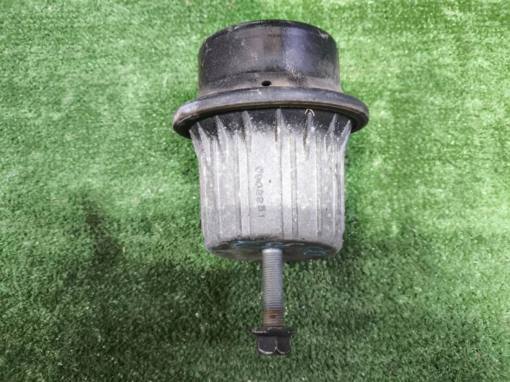 Б.у. опора двигателя LEXUS GS350 GRS191 LEXUS GS350 GRS191