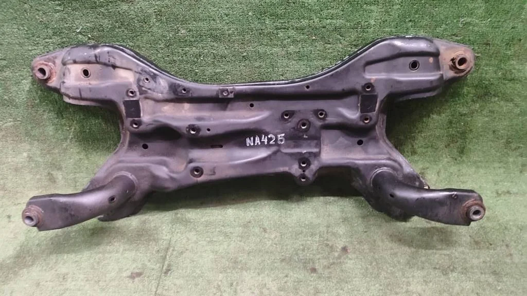 Б.у. балка под двс MITSUBISHI GRANDIS NA4W MITSUBISHI GRANDIS NA4W