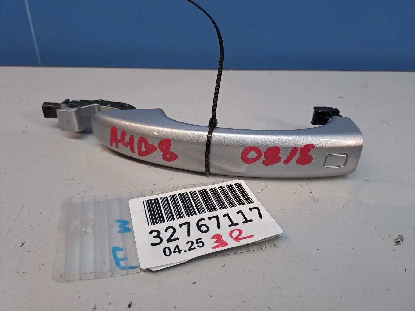 Ручка двери нaружная для Audi A4 B8 2007-2015