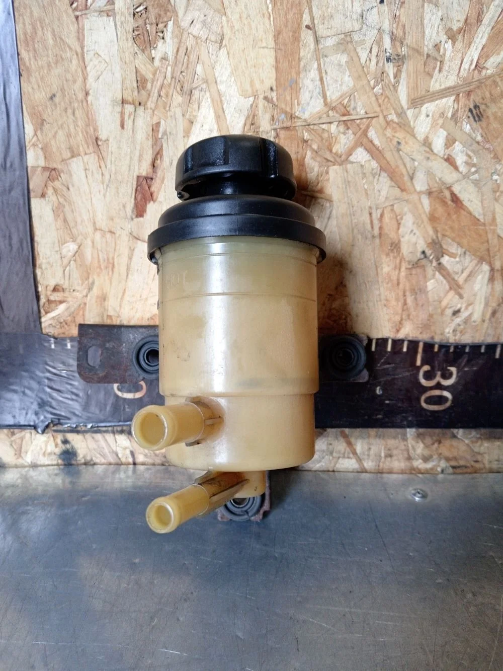 Бачок ГУР Kia Sportage II рестайлинг (2008—2010) 2009 1K - BLACK PEARL