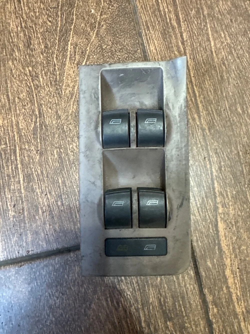 Блок управления стеклоподъемниками Audi A6 C5 (1997—2001)