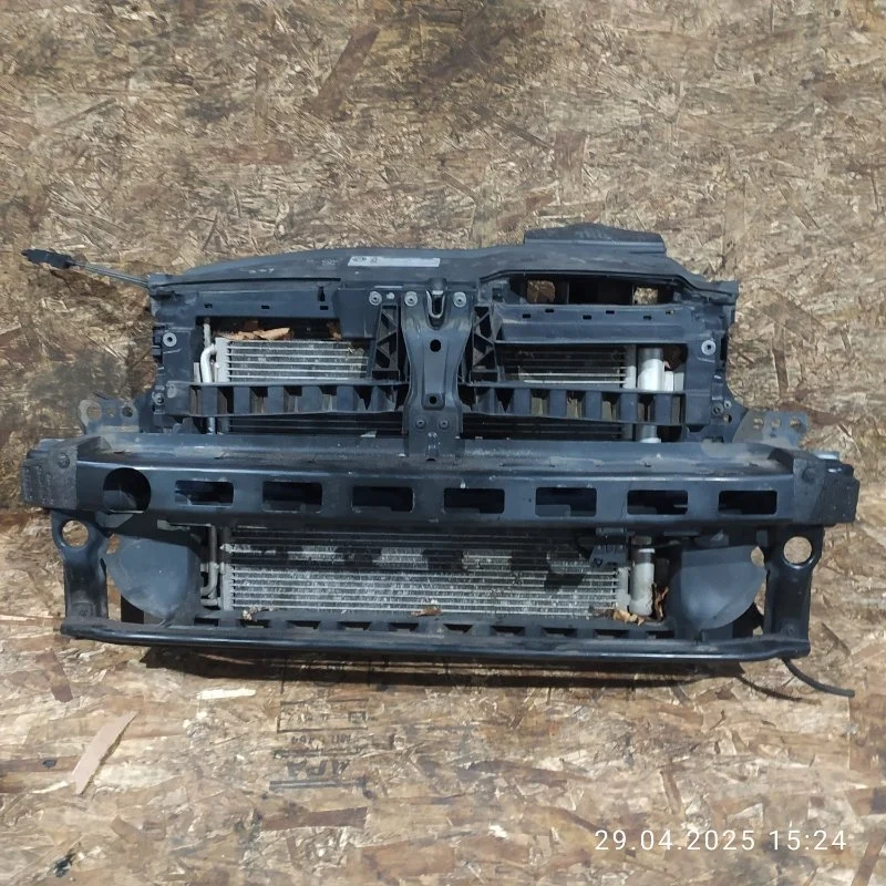 Панель передняя в сборе Volkswagen Golf 2011 5K1