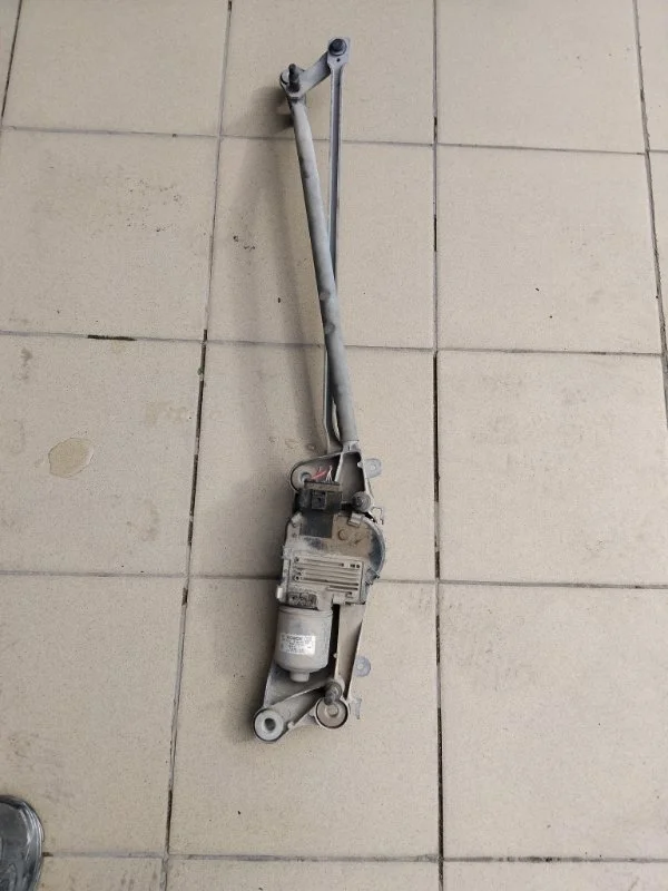 Мотор дворников Volkswagen Touareg 2007-2010