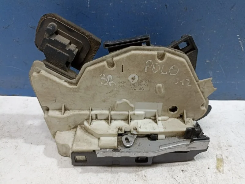 Замок двери Volkswagen Polo Sedan 2011-2020 6RF839016, задний правый