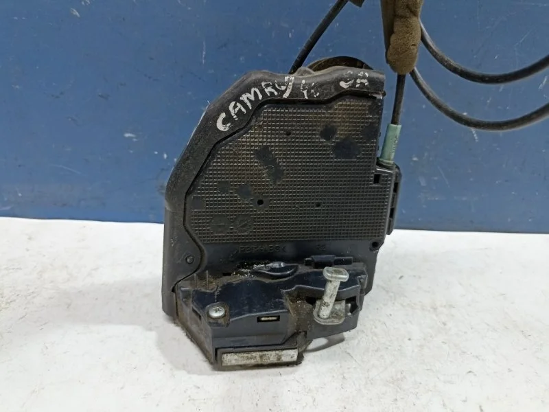 Замок двери Toyota Camry 40 2009 6905033120 ACV40 2.4 2AZFE, задний правый