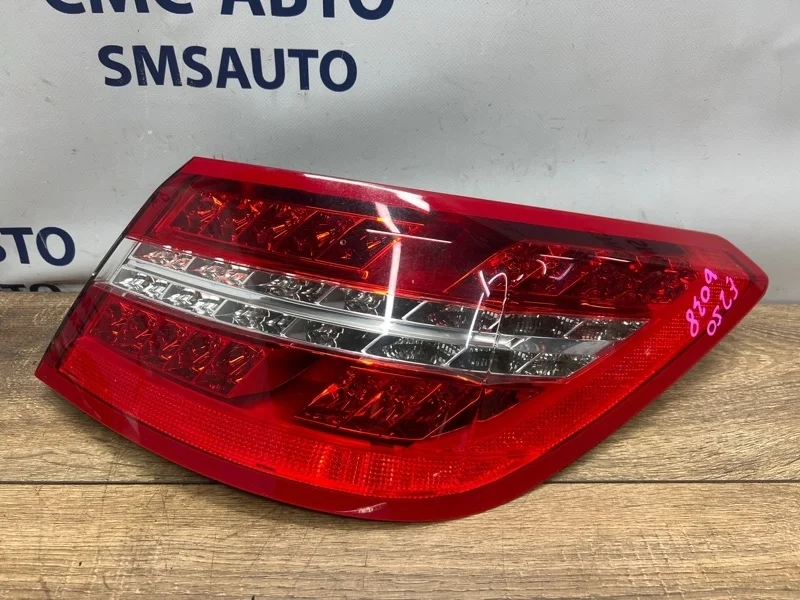 Фонарь Mercedes-Benz E-Class A2079060258 C207 271.860, правый
