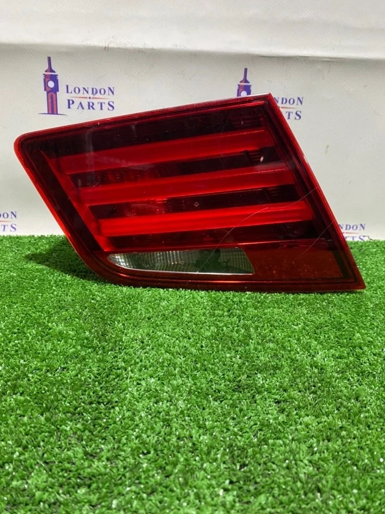 Фонарь в крышку багажника BMW F10