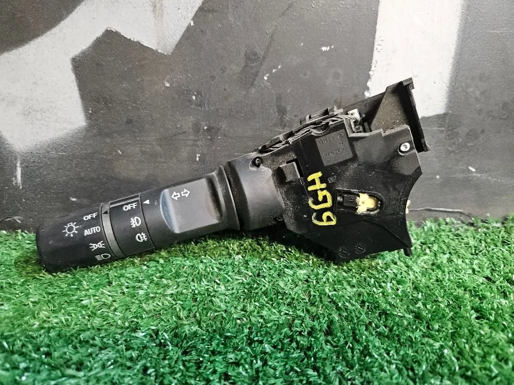 Переключатель поворотов Mazda Mazda6 GH