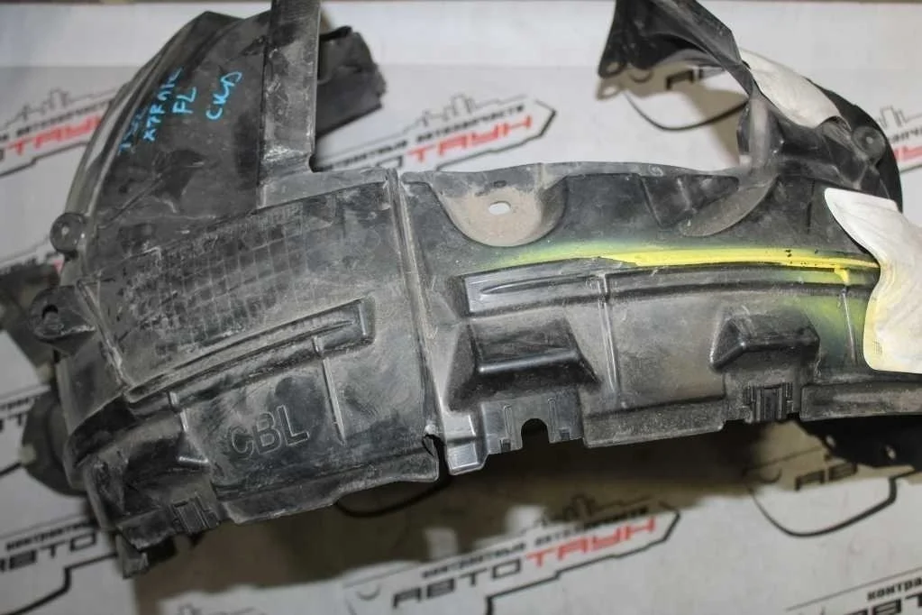 ПОДКРЫЛОК NISSAN ПЕРЕД ЛЕВО 638434CB0B