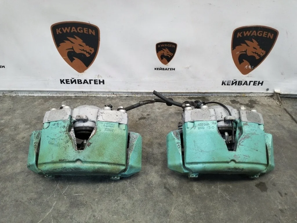 Суппорт тормозной комплект Audi A4 2009 B8