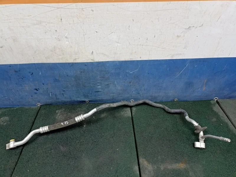 Трубка кондиционера Audi Q7 2005 - 2015 7L6820743E