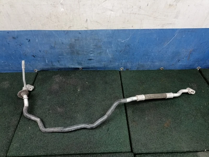 Трубка кондиционера Volkswagen Touareg 1 2002 - 2010 7L6820743 7L