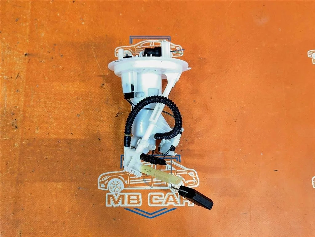 Насос топливный Mercedes-Benz