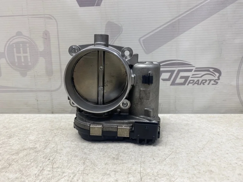 Дроссельная заслонка Mercedes-benz 2014 W212