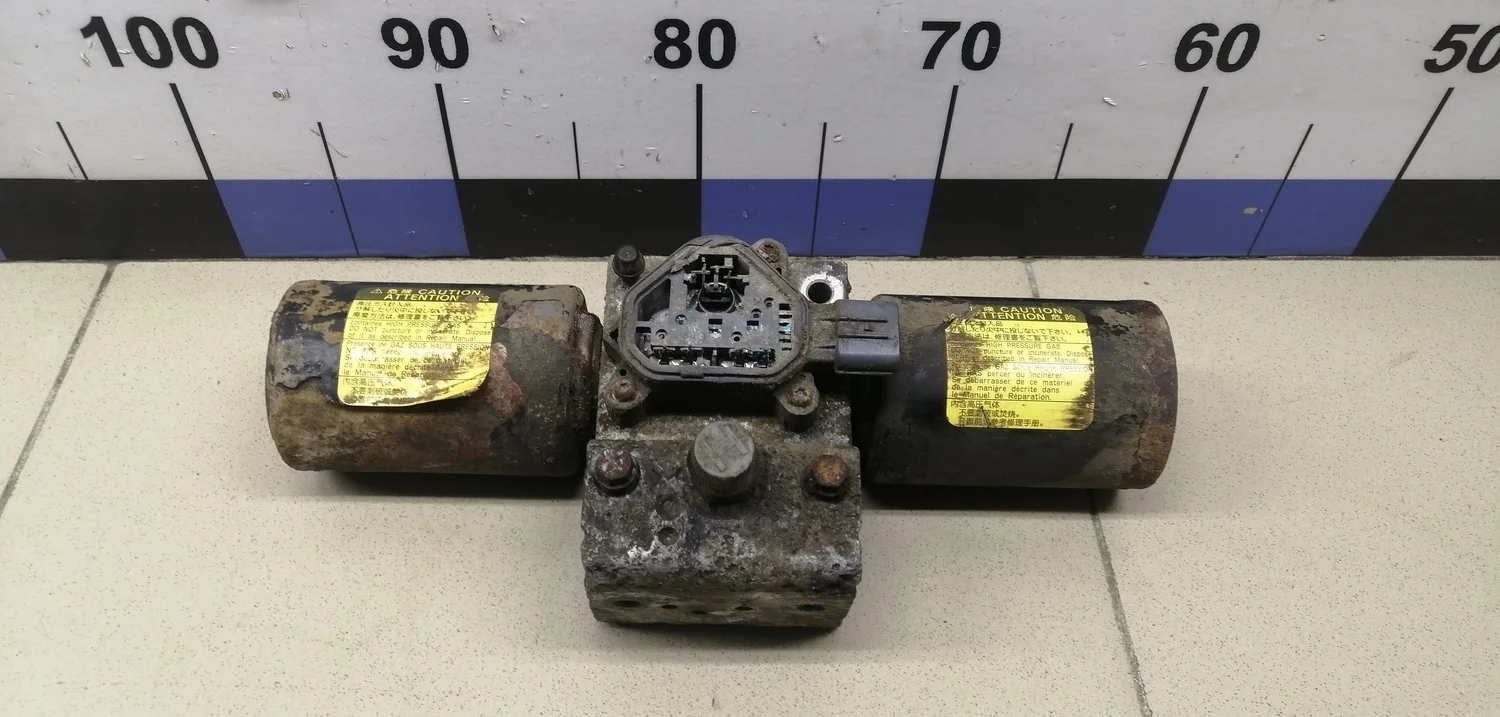 Гидроаккумулятор GX460 2009>