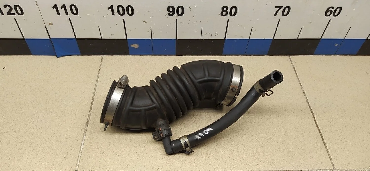 Патрубок воздушного фильтра Note (E11) 2006-2013