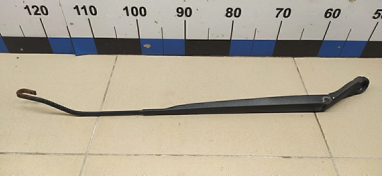 Поводок стеклоочистителя передний правый Note (E11) 2006-2013