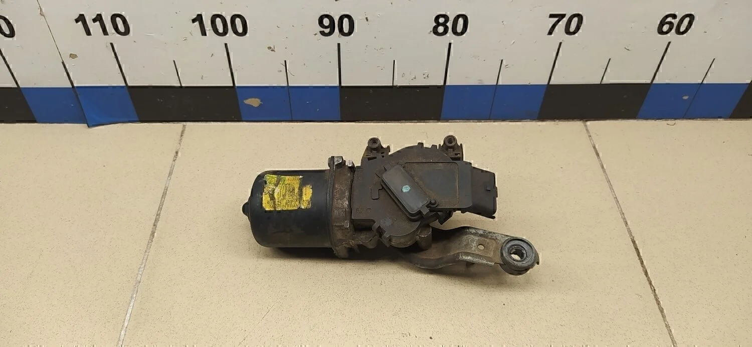 Моторчик стеклоочистителя передний Note (E11) 2006-2013