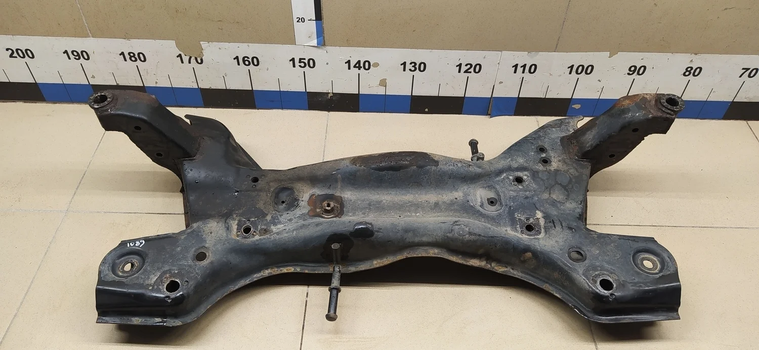 Балка подмоторная Fabia 2007-2015