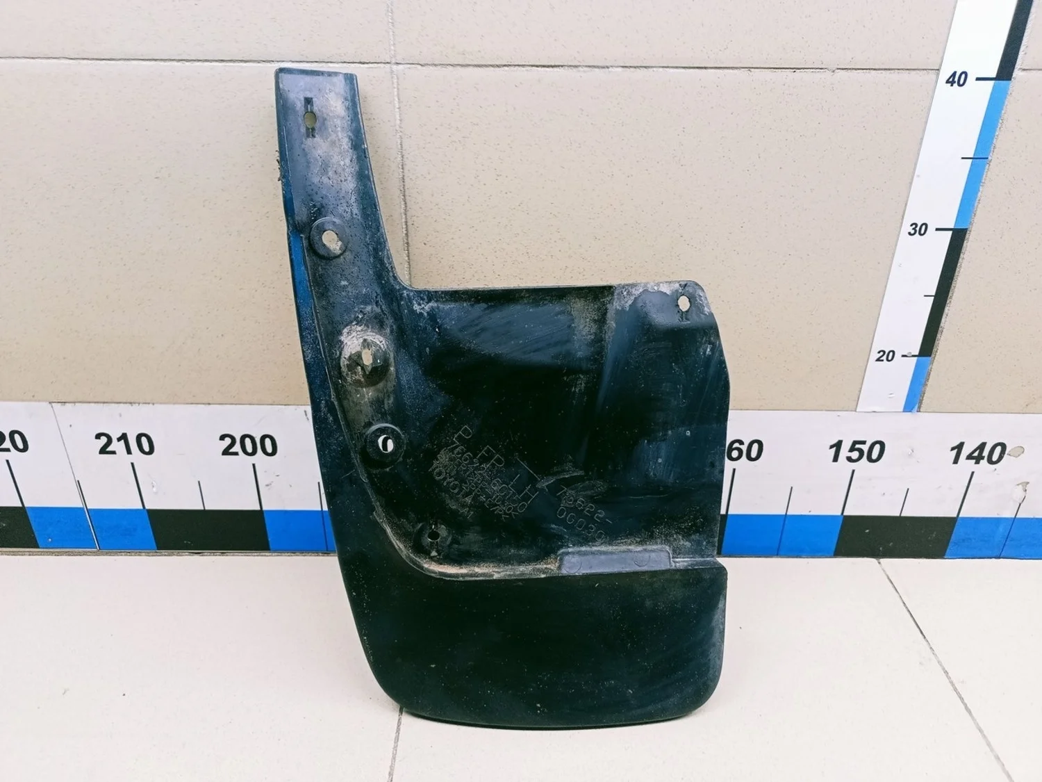 Брызговик передний левый Land Cruiser (150)-Prado 2009>