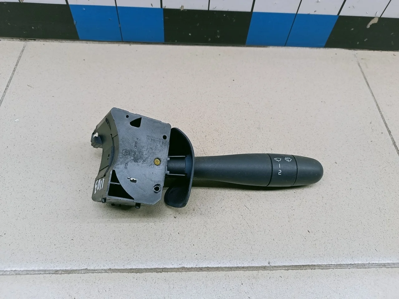 Переключатель стеклоочистителей Clio/Symbol 1998-2008