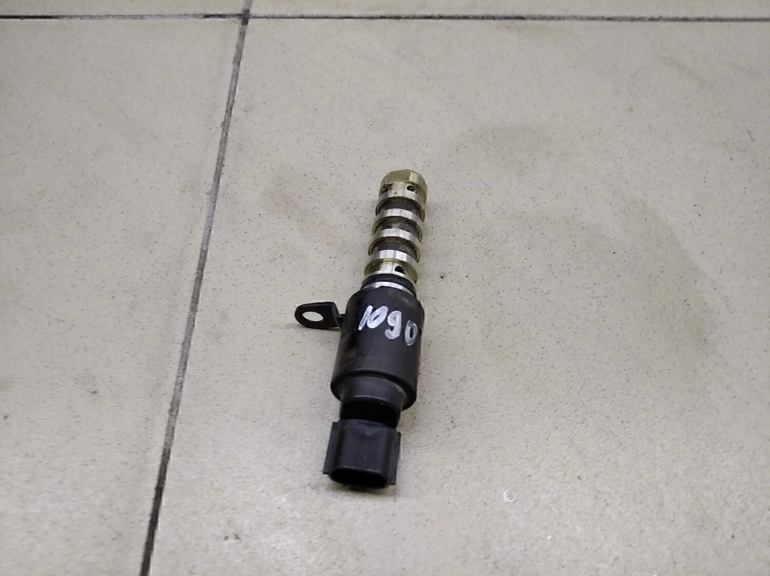 Клапан электромагн. изменения фаз ГРМ Solaris 2010-2017