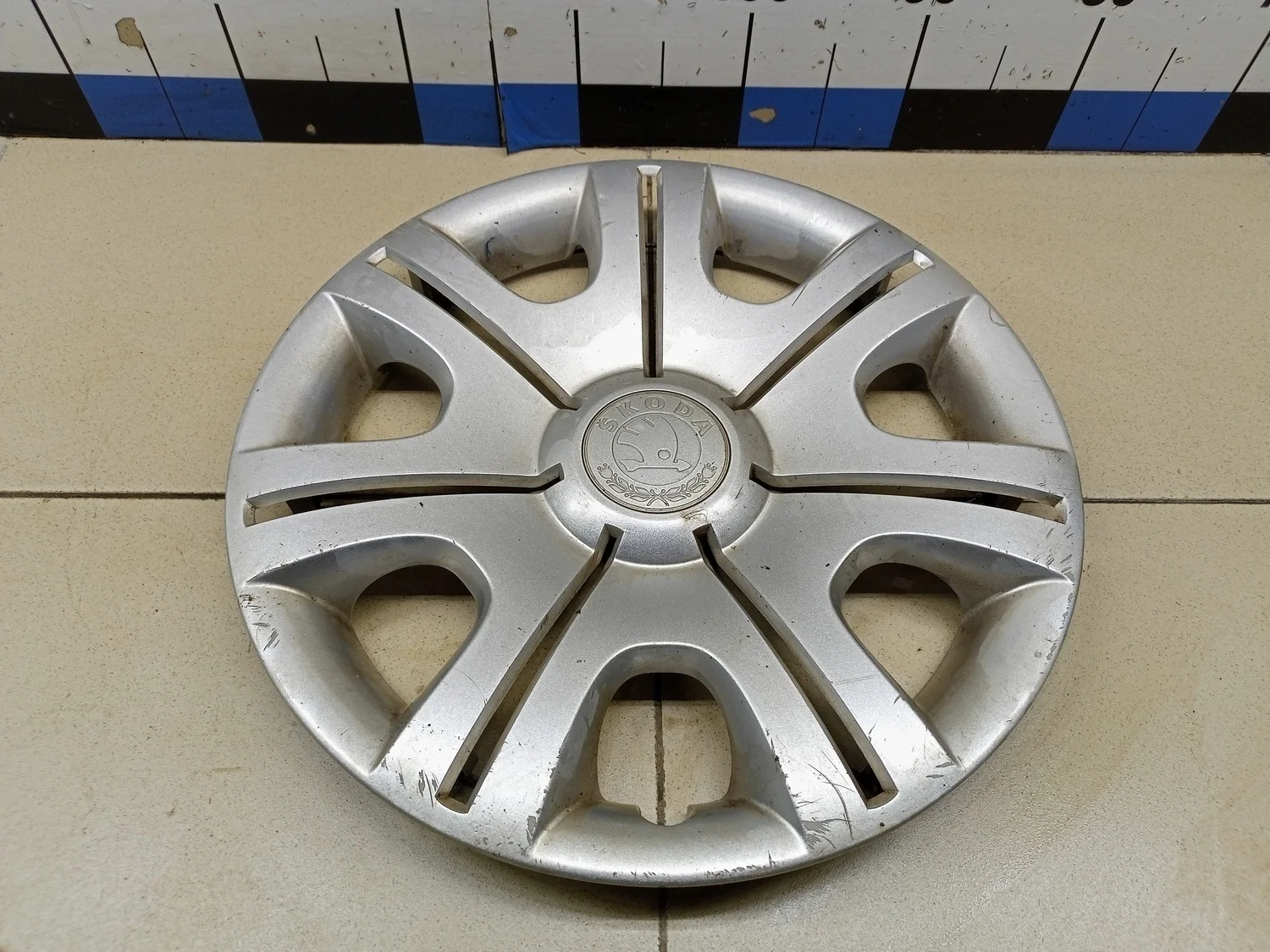 Колпак декоративный Fabia 2007-2015