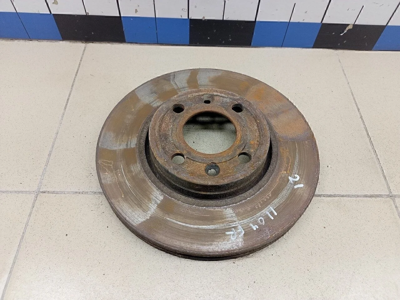 Диск тормозной передний вентилируемый Micra (K12E) 2002-2010