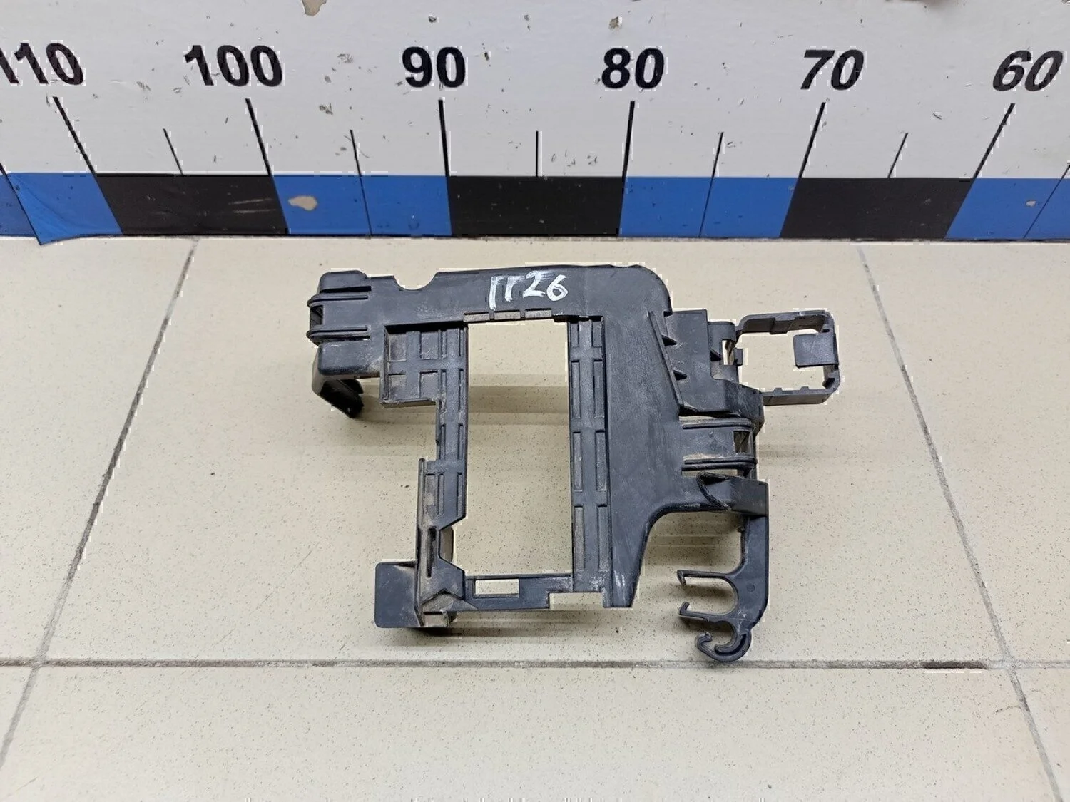 Кронштейн (сопут. товар) Fabia 2007-2015