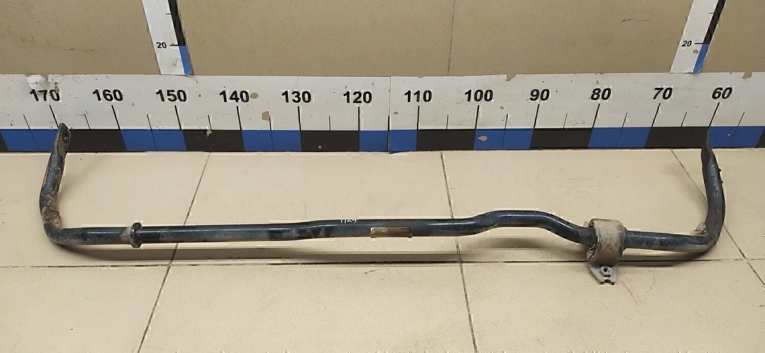 Стабилизатор передний Touran 2003-2010