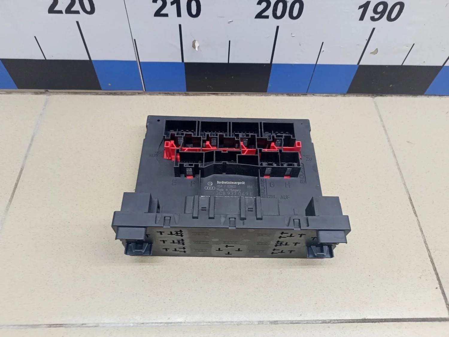 Блок электронный Passat [B6] 2005-2010