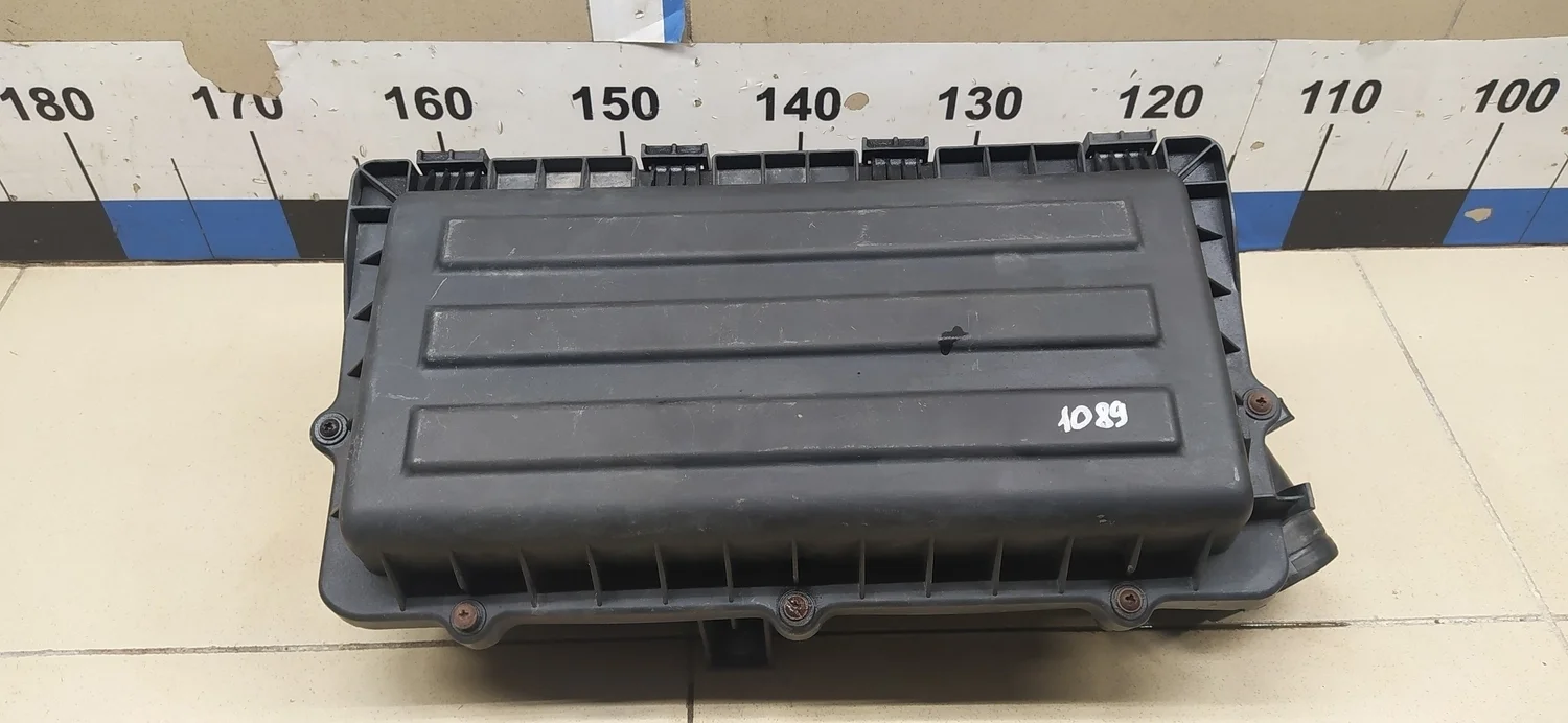 Корпус воздушного фильтра Fabia 2007-2015