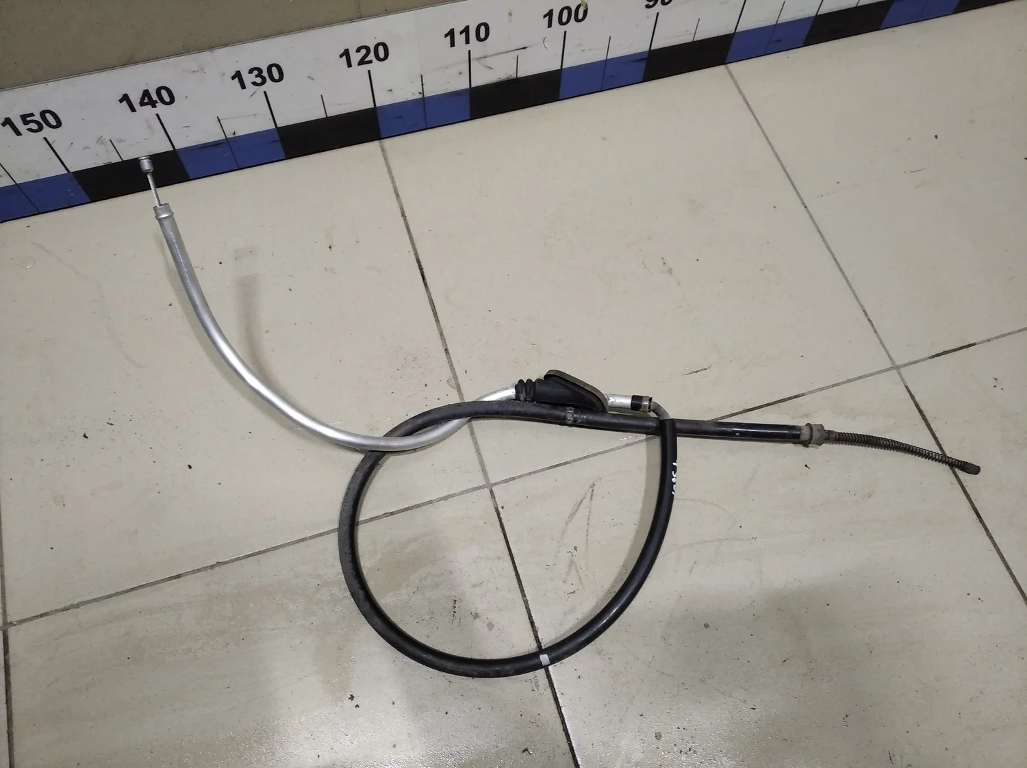 Трос стояночного тормоза Polo (Sed RUS) 2011>