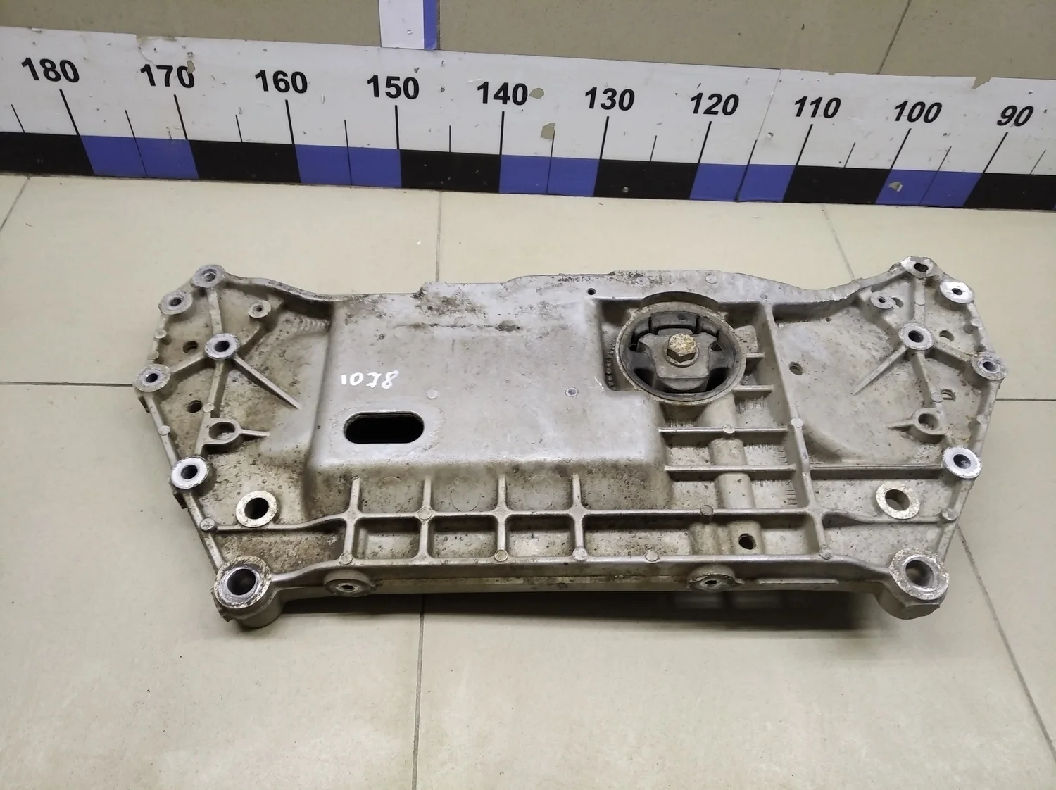 Балка подмоторная Touran 2003-2010