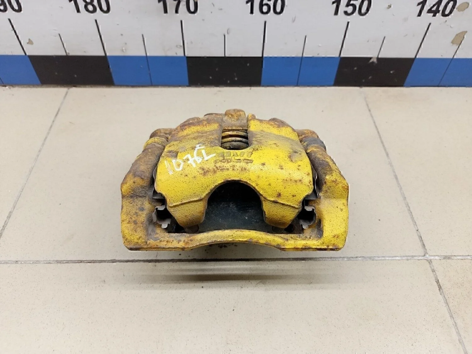 Суппорт передний левый Almera (G15) 2013>